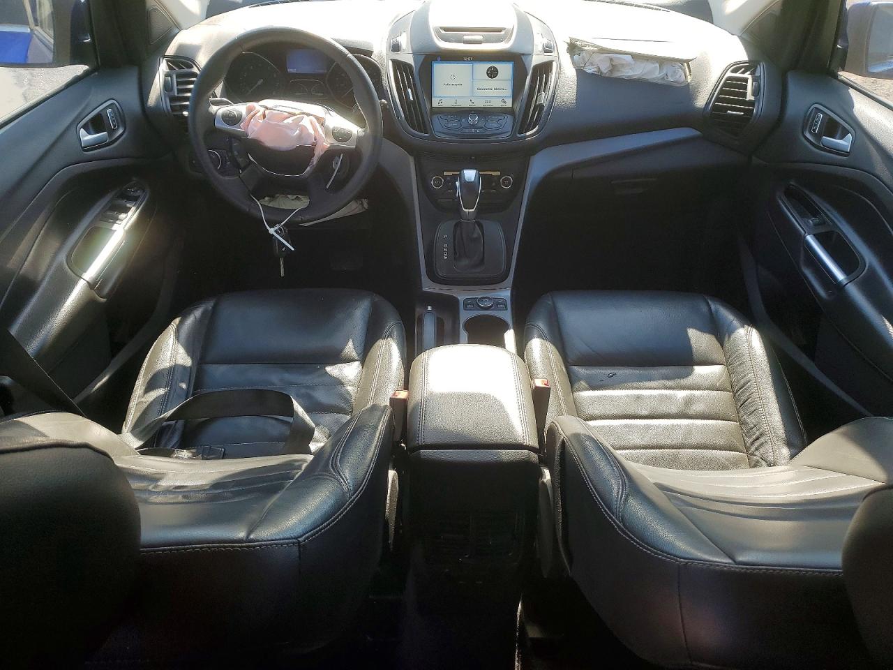 2016 FORD ESCAPE SE photo 8