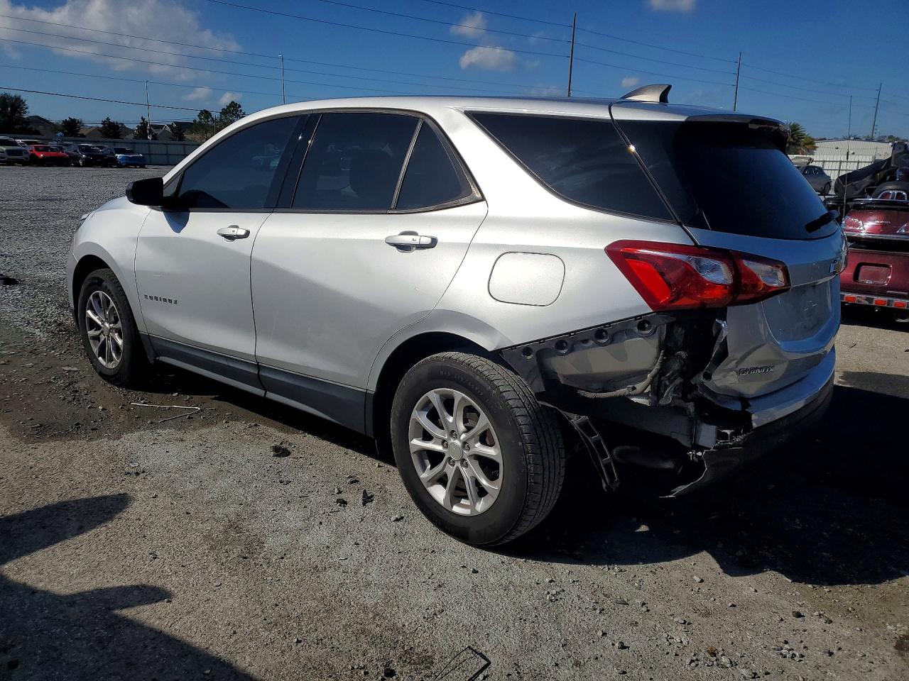 2019 CHEVROLET EQUINOX LS photo 3