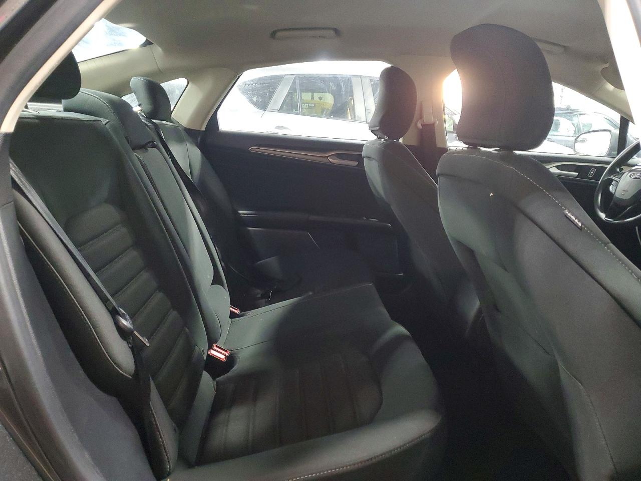 2018 FORD FUSION SE photo 19