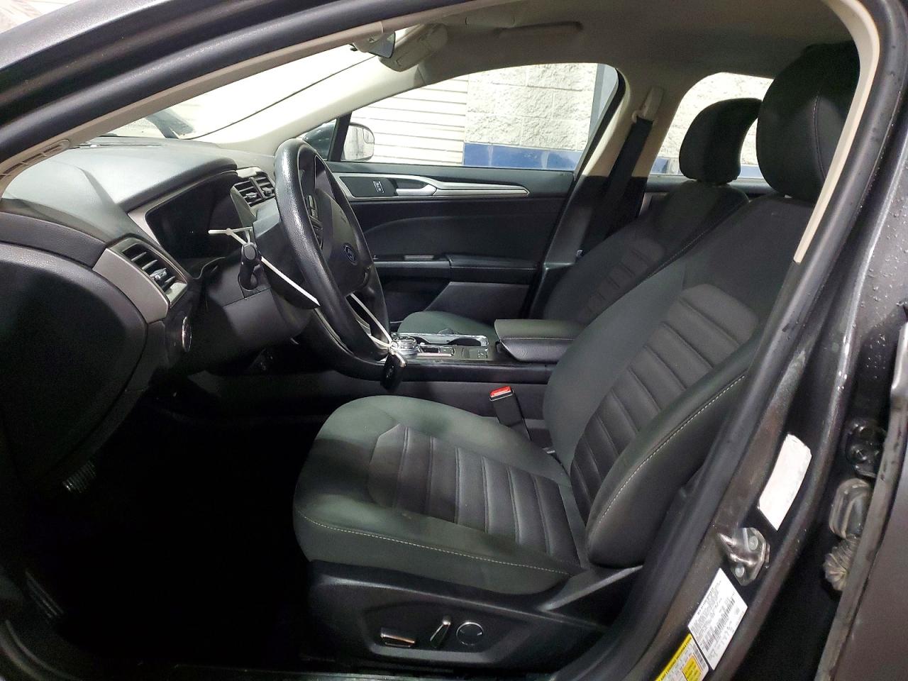 2018 FORD FUSION SE photo 13