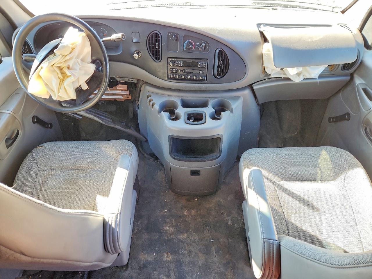 2002 FORD ECONOLINE E350 SUPER DUTY VAN photo 15