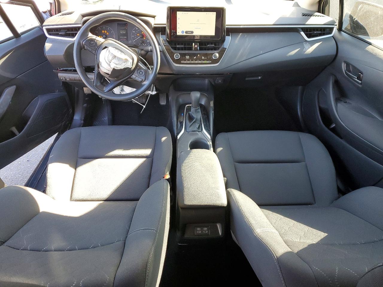 2024 TOYOTA COROLLA LE photo 15