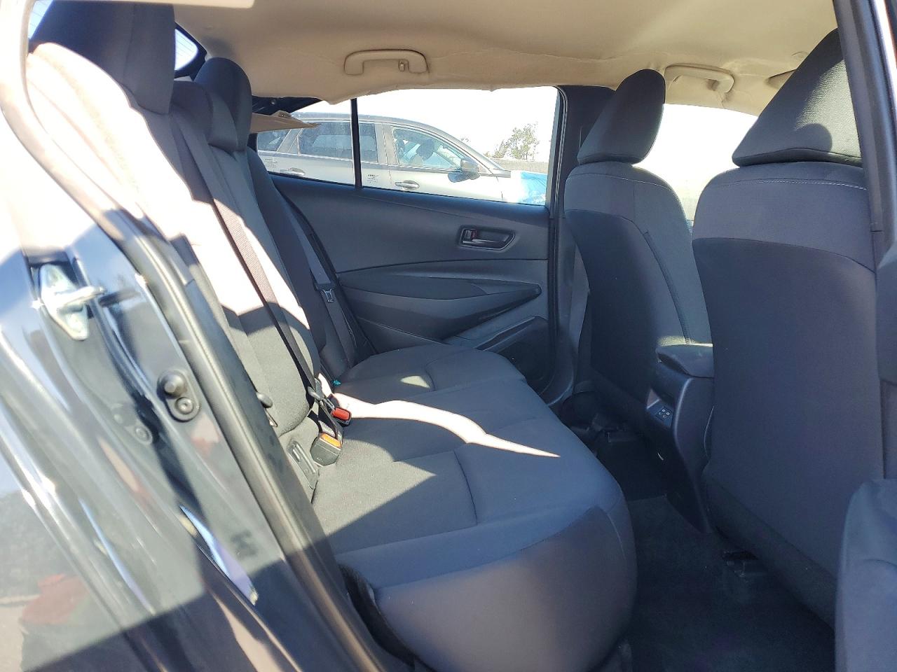 2024 TOYOTA COROLLA LE photo 19