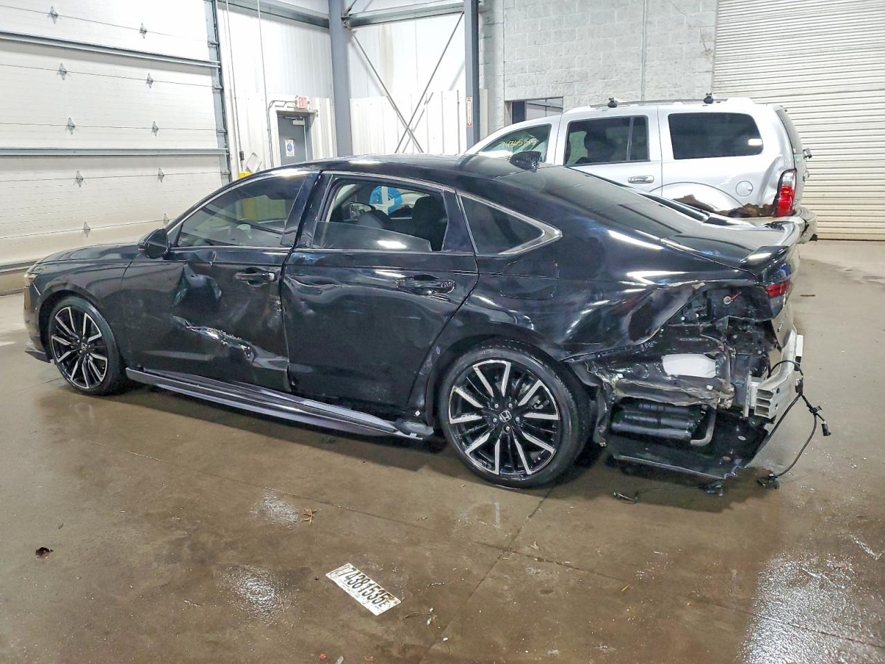 2024 HONDA ACCORD TOURING HYBRID photo 2