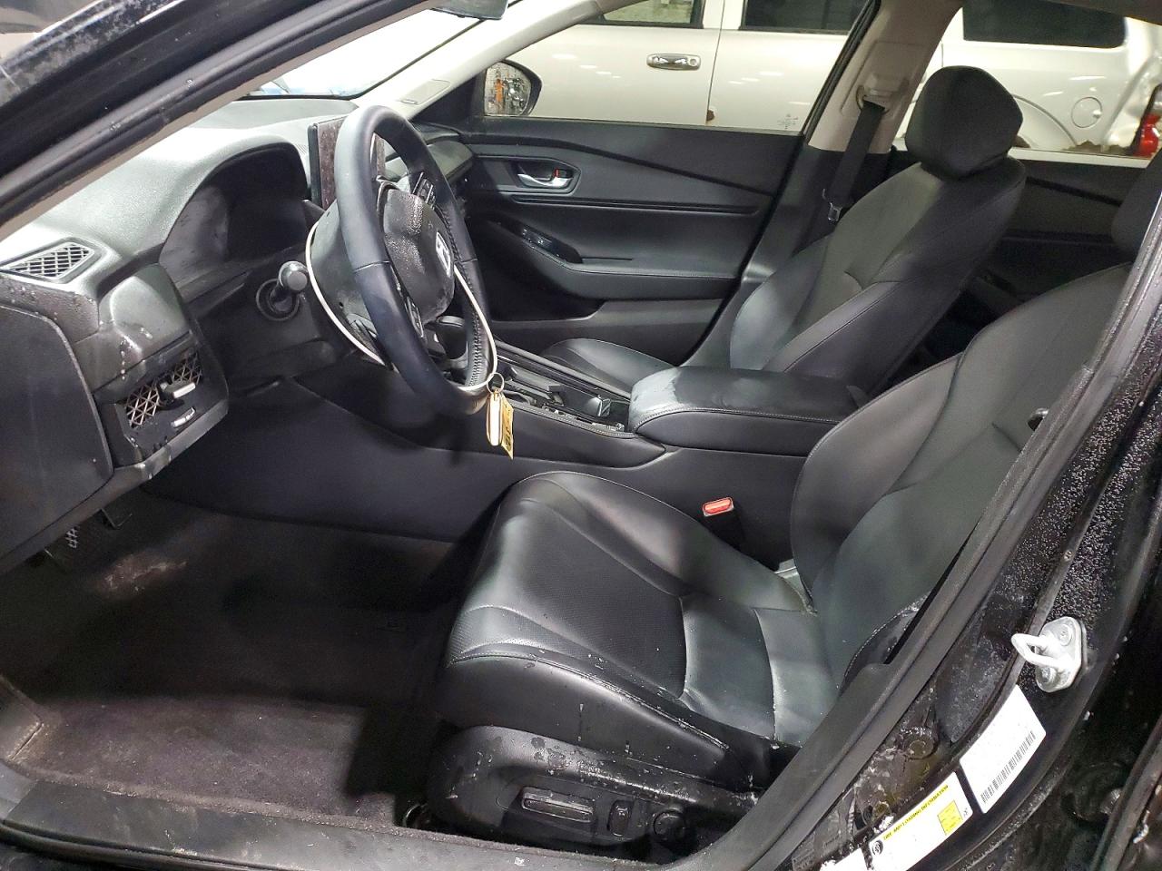 2024 HONDA ACCORD TOURING HYBRID photo 7