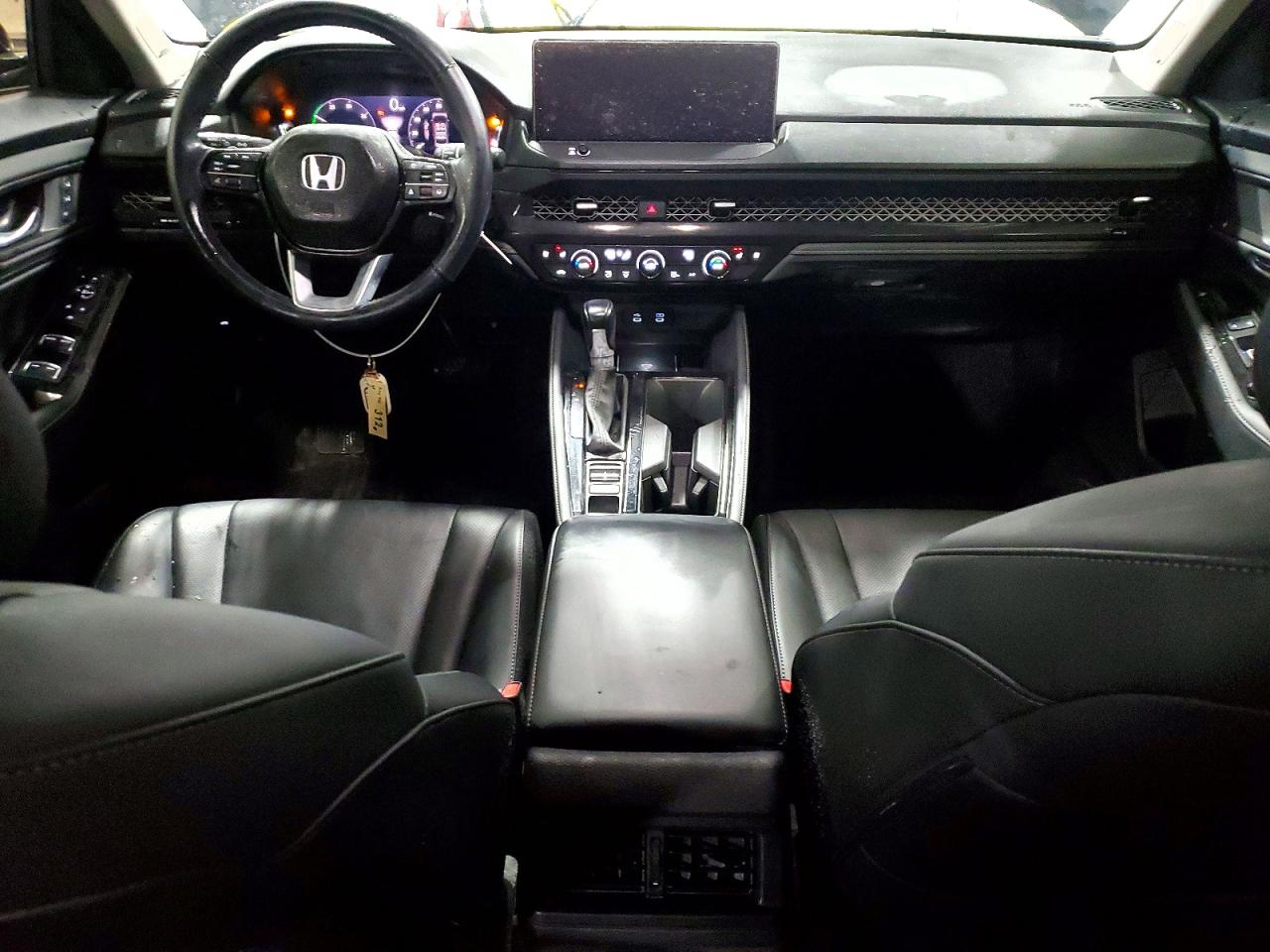 2024 HONDA ACCORD TOURING HYBRID photo 8