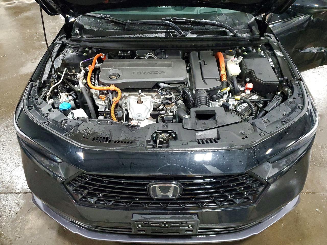 2024 HONDA ACCORD TOURING HYBRID photo 11