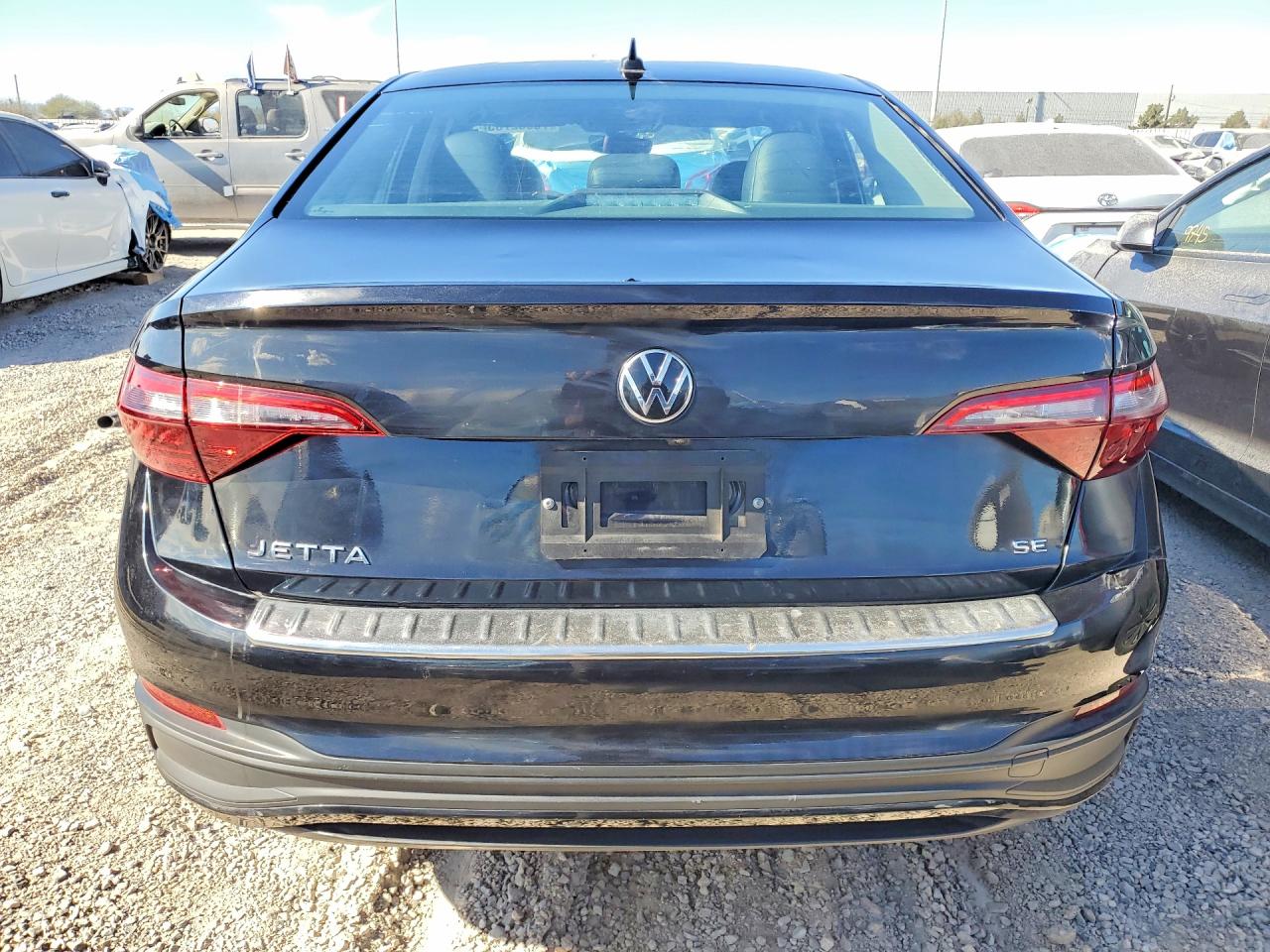 2023 VOLKSWAGEN JETTA SE photo 6