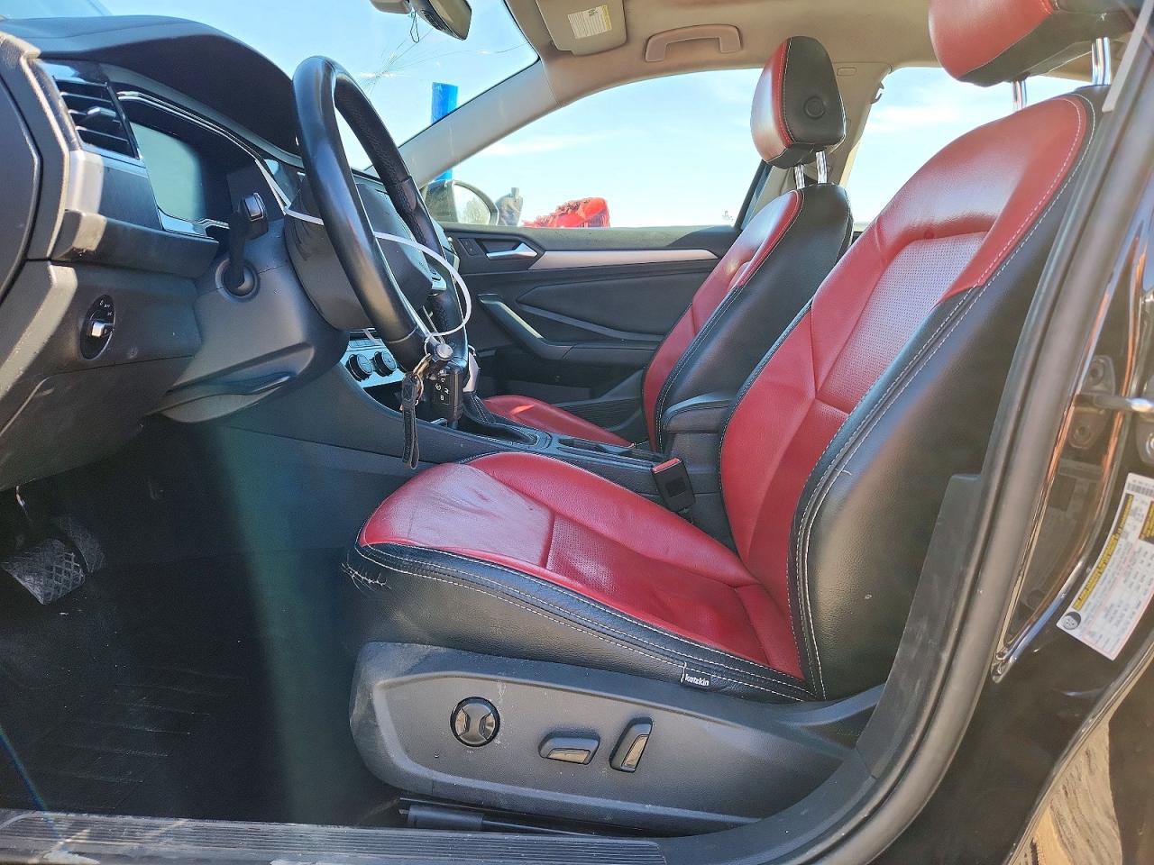 2023 VOLKSWAGEN JETTA SE photo 7