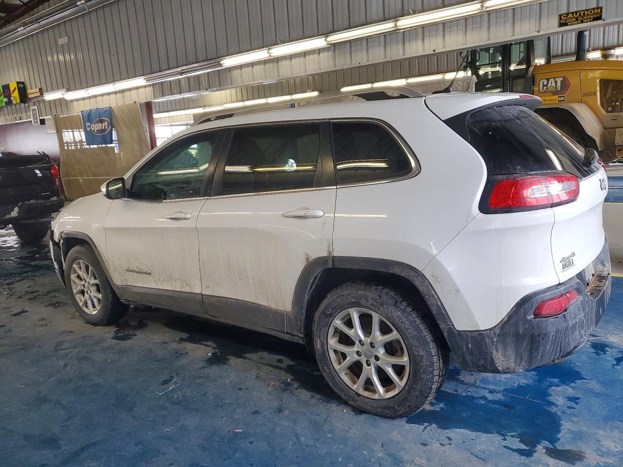 2015 JEEP CHEROKEE LATITUDE photo 2