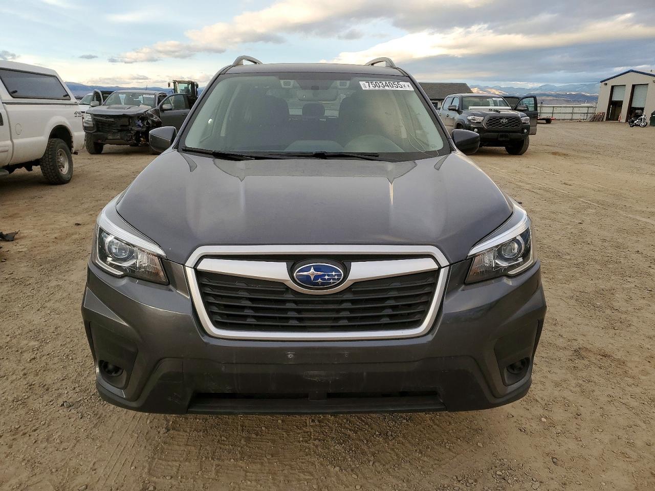 2020 SUBARU FORESTER PREMIUM photo 9