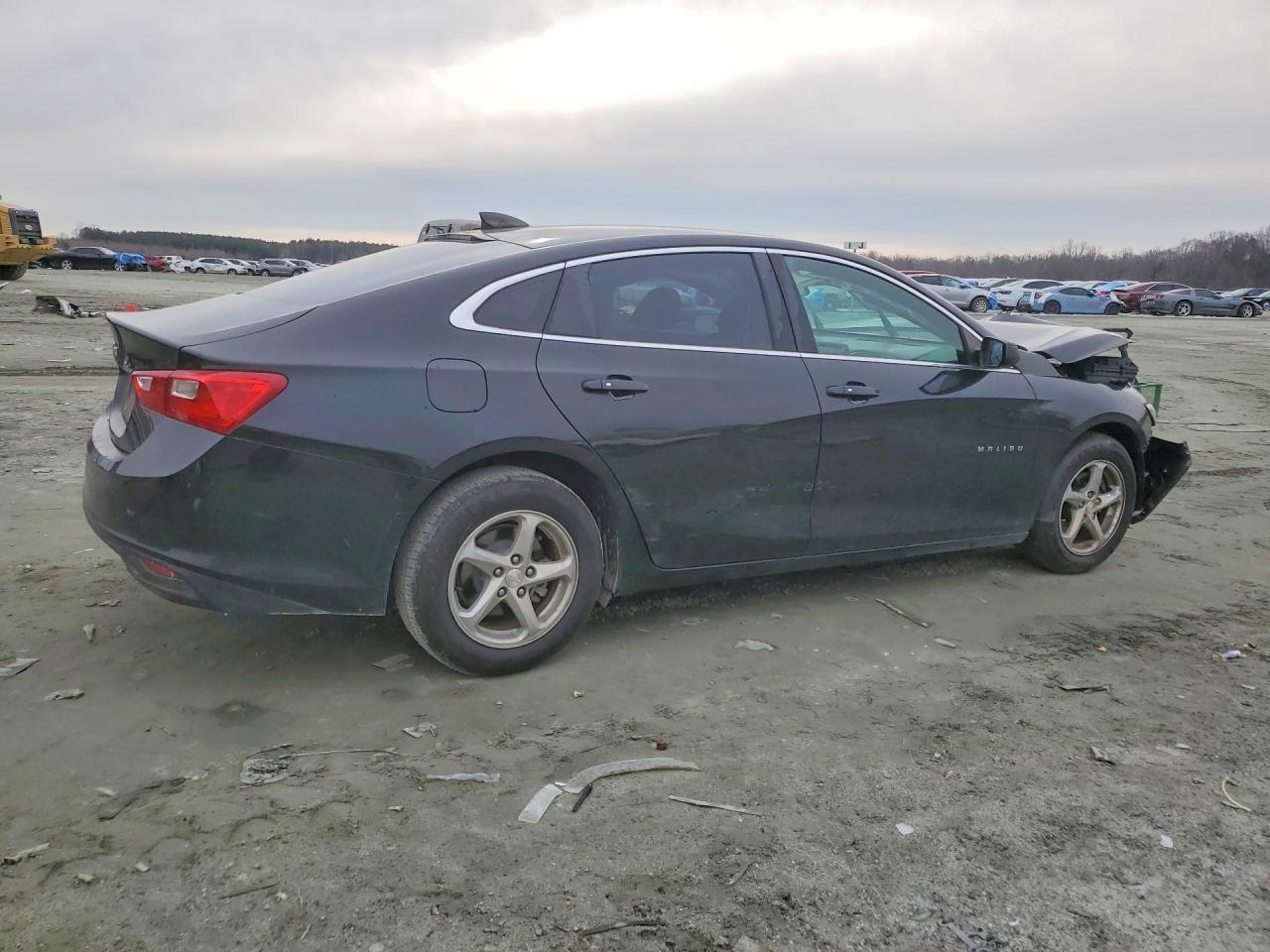 2018 CHEVROLET MALIBU LS photo 5