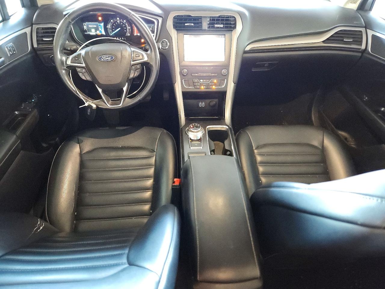 2019 FORD FUSION SEL photo 22