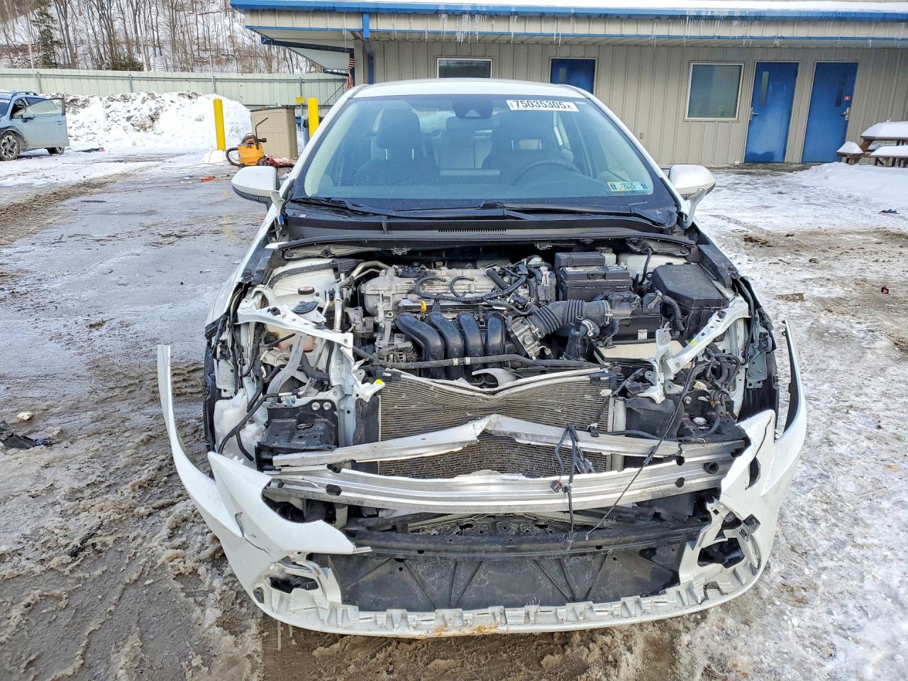 2022 TOYOTA COROLLA LE photo 5