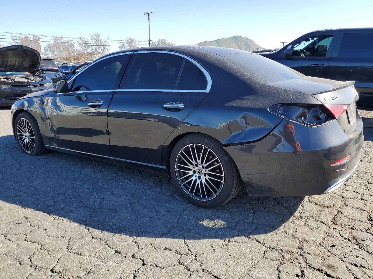 2022 MERCEDES-BENZ C 300 photo 2