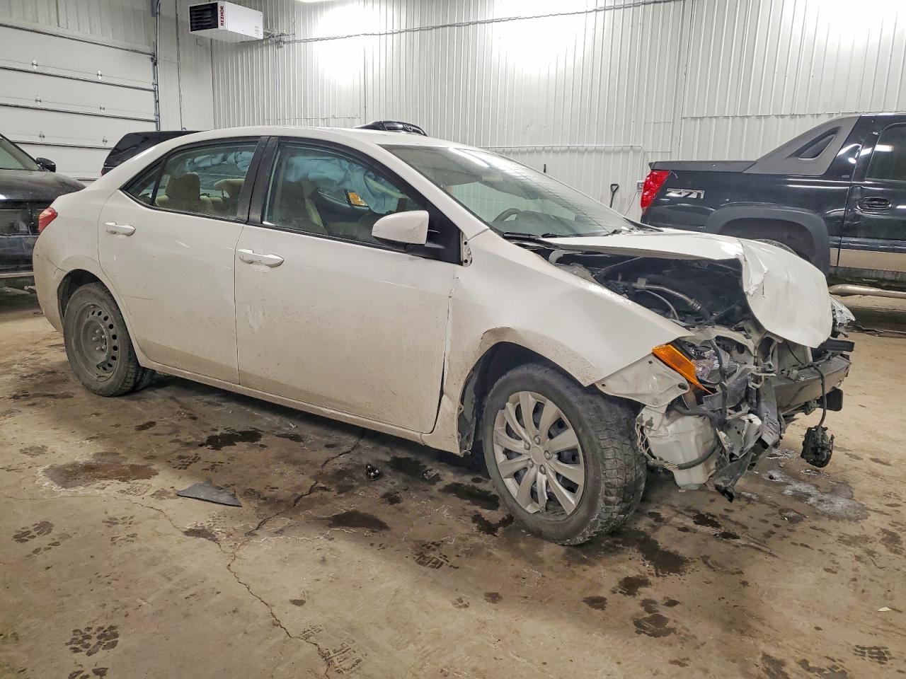 2017 TOYOTA COROLLA L photo 4