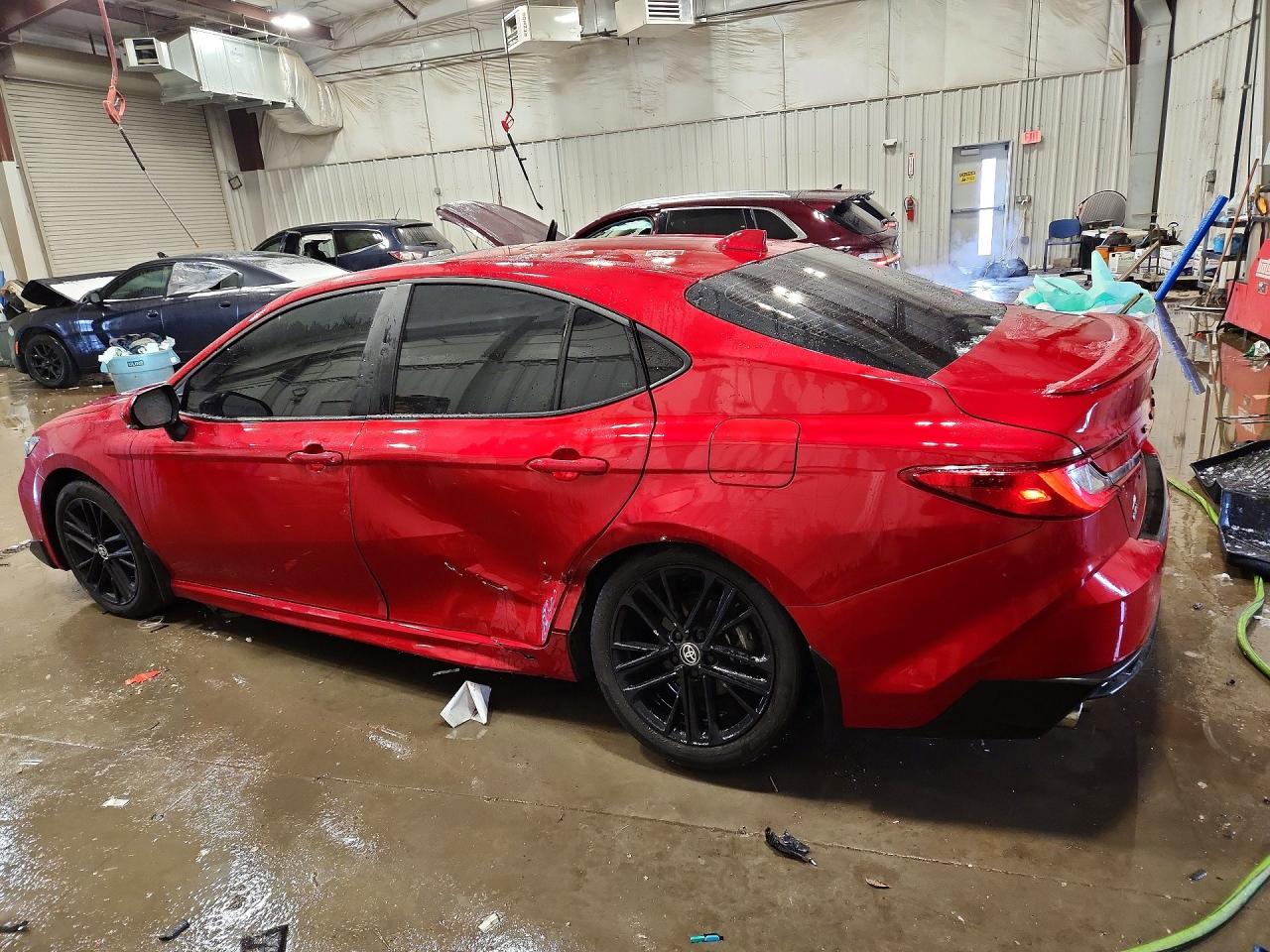 2025 TOYOTA CAMRY SE photo 3