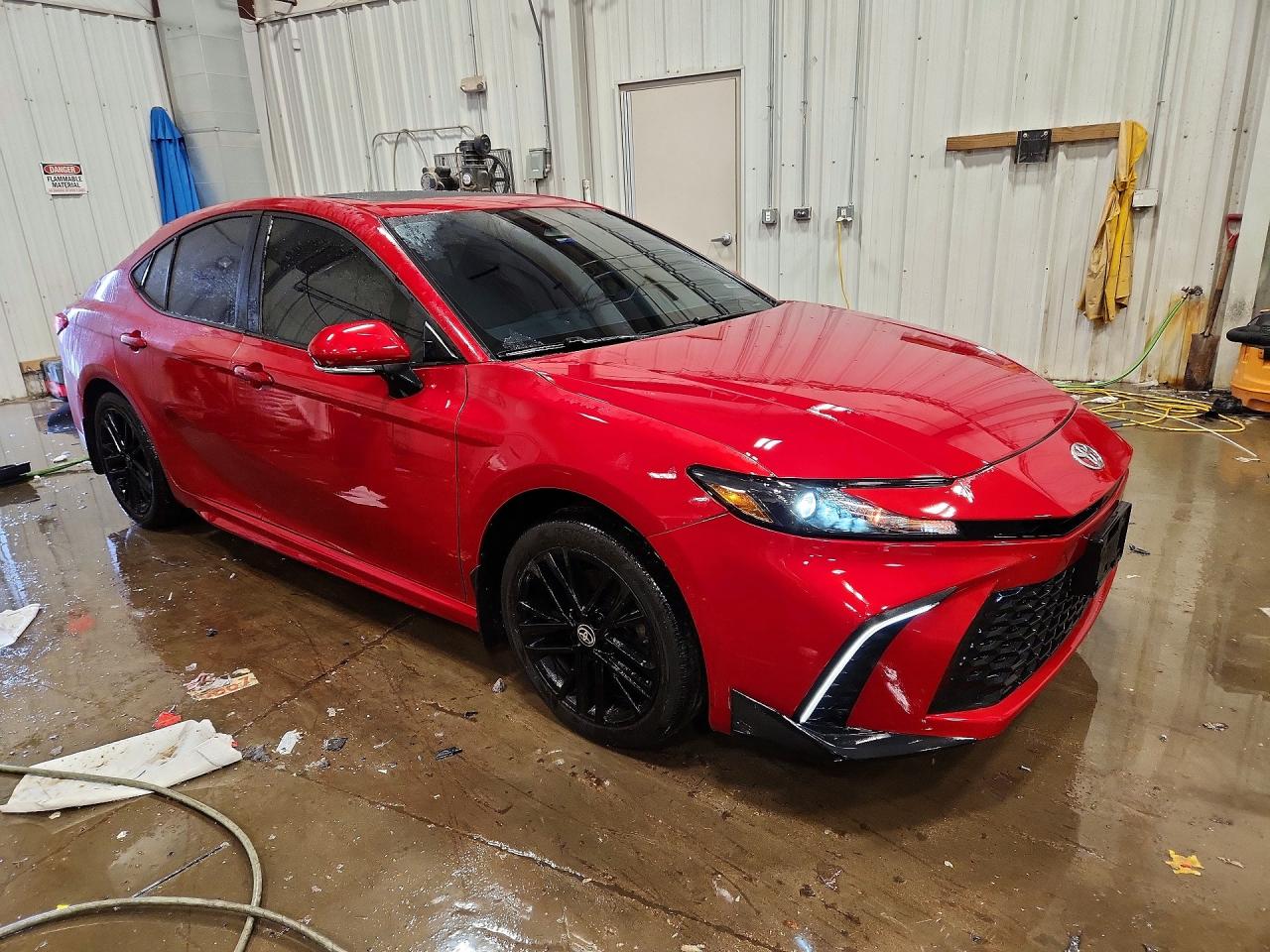 2025 TOYOTA CAMRY SE photo 7