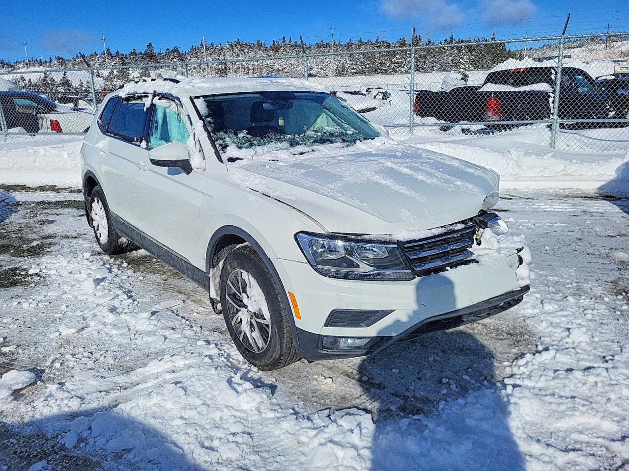 2021 VOLKSWAGEN TIGUAN SE photo 4