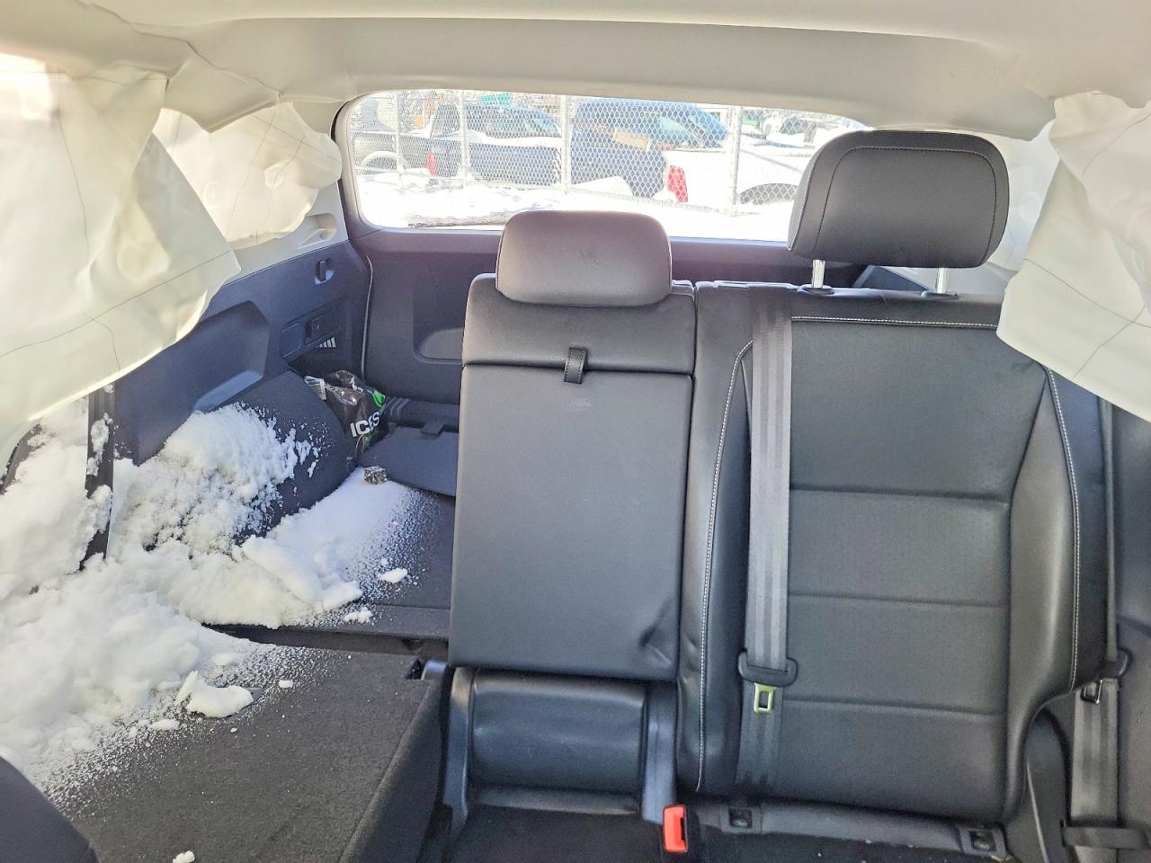 2021 VOLKSWAGEN TIGUAN SE photo 10