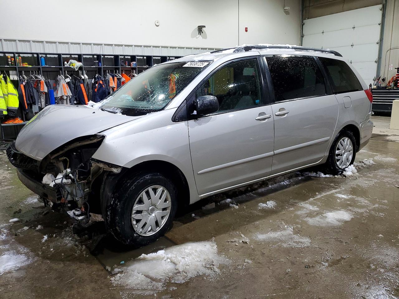 2006 TOYOTA SIENNA