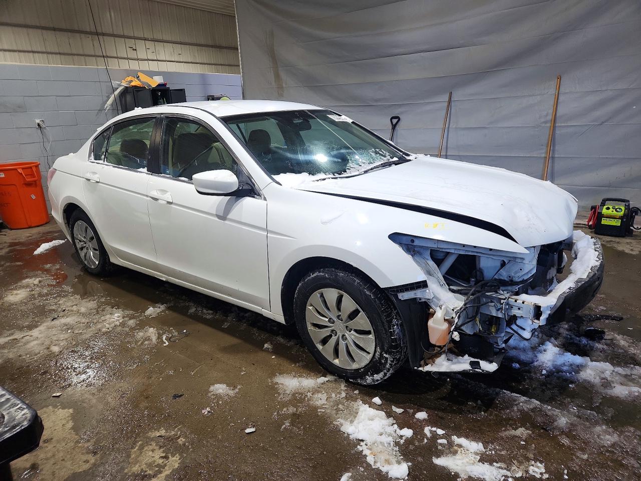 2012 HONDA ACCORD LX photo 4