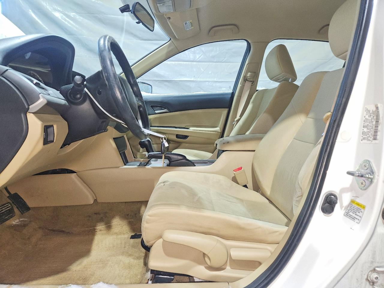 2012 HONDA ACCORD LX photo 7