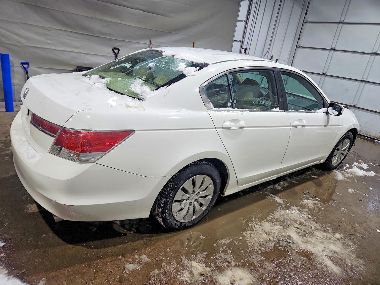 2012 HONDA ACCORD LX photo 3