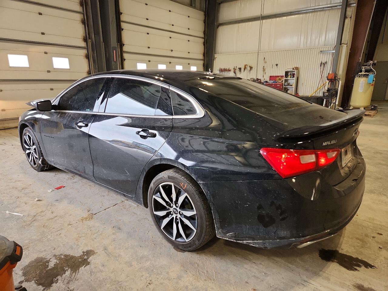 2022 CHEVROLET MALIBU RS photo 2