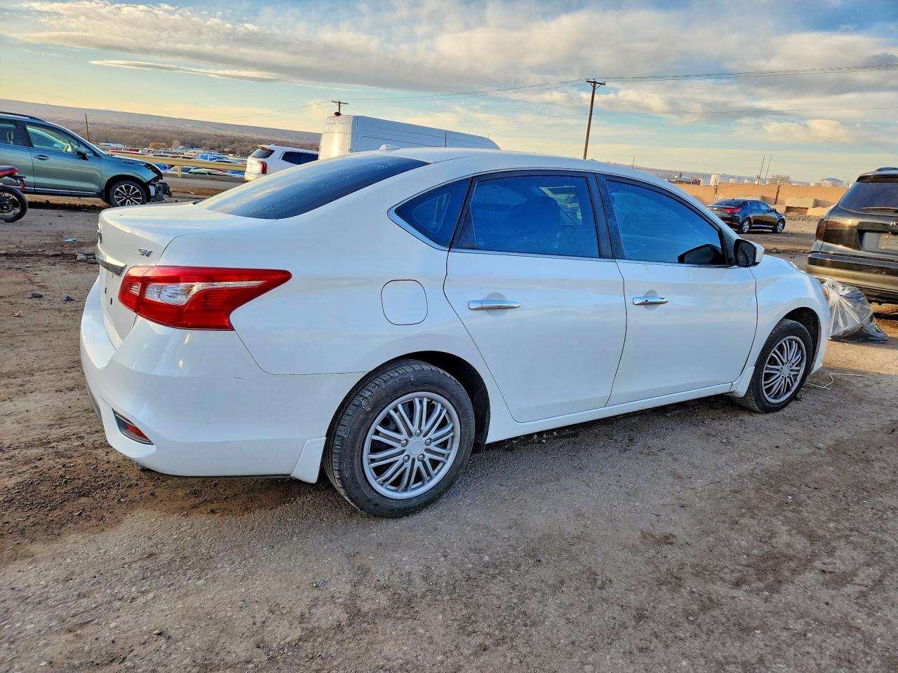 2016 NISSAN SENTRA S photo 5