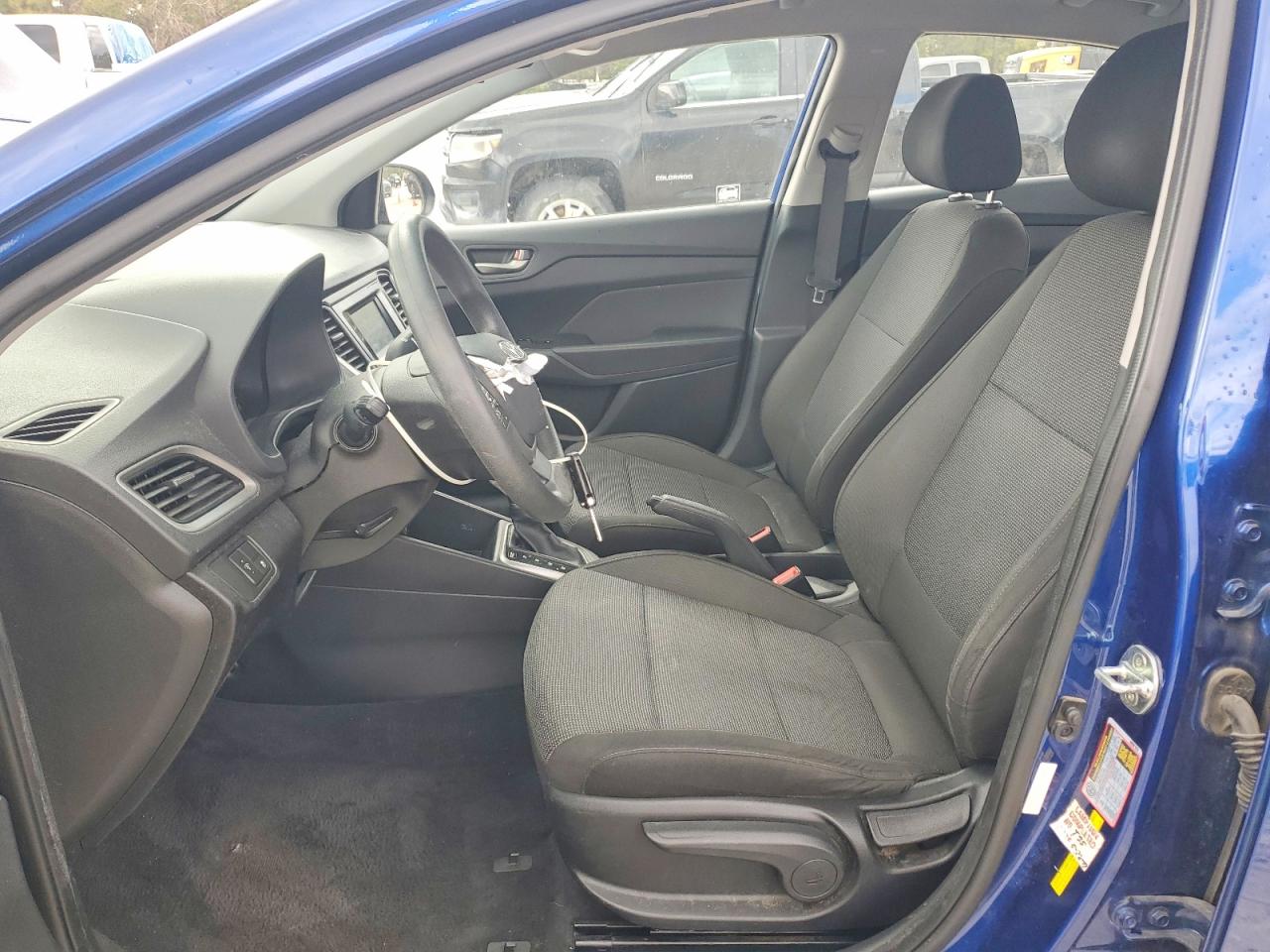 2019 HYUNDAI ACCENT SE photo 13