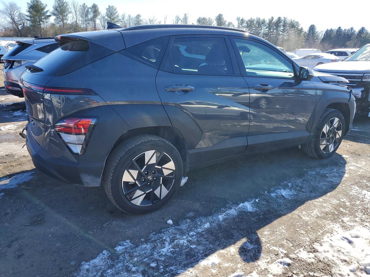 2025 HYUNDAI KONA SEL photo 7