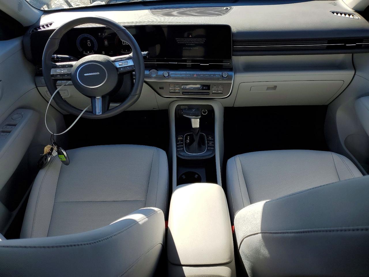 2025 HYUNDAI KONA SEL photo 22