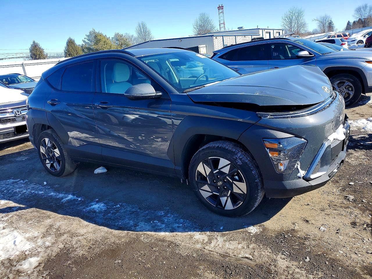 2025 HYUNDAI KONA SEL photo 10
