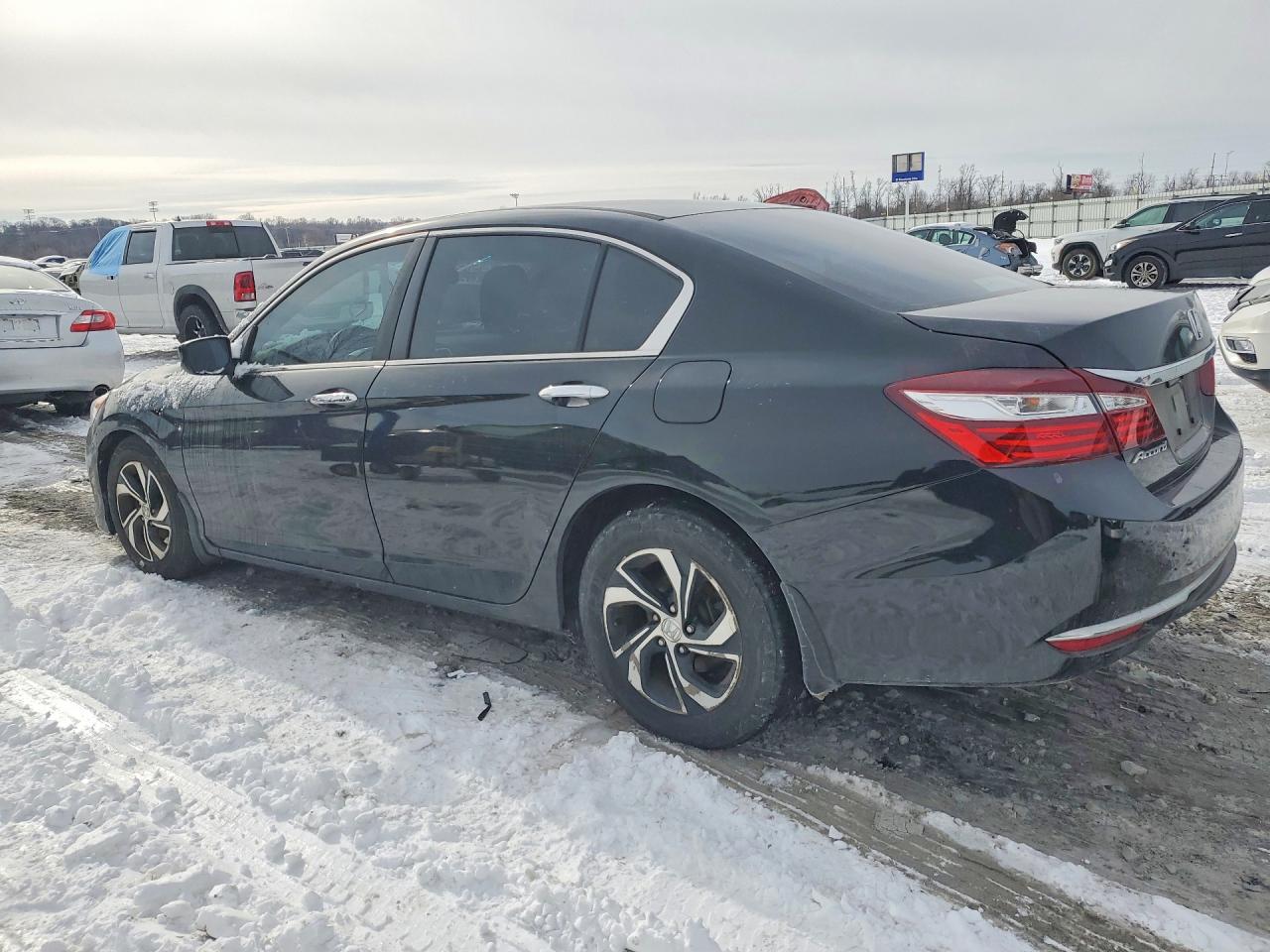 2017 HONDA ACCORD LX photo 2