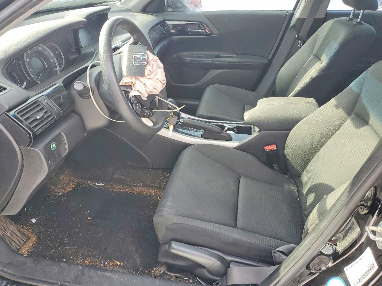2017 HONDA ACCORD LX photo 7