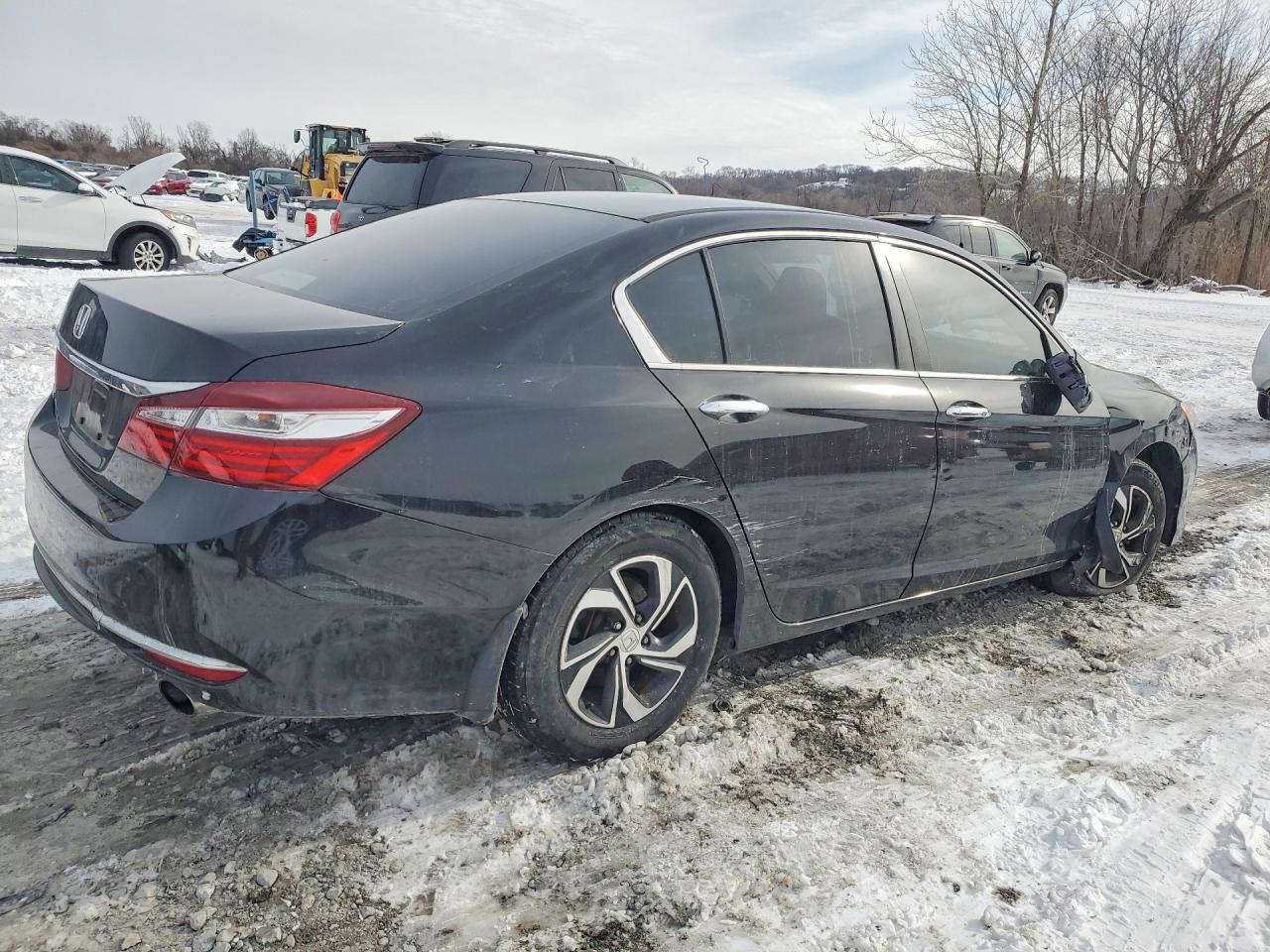 2017 HONDA ACCORD LX photo 3