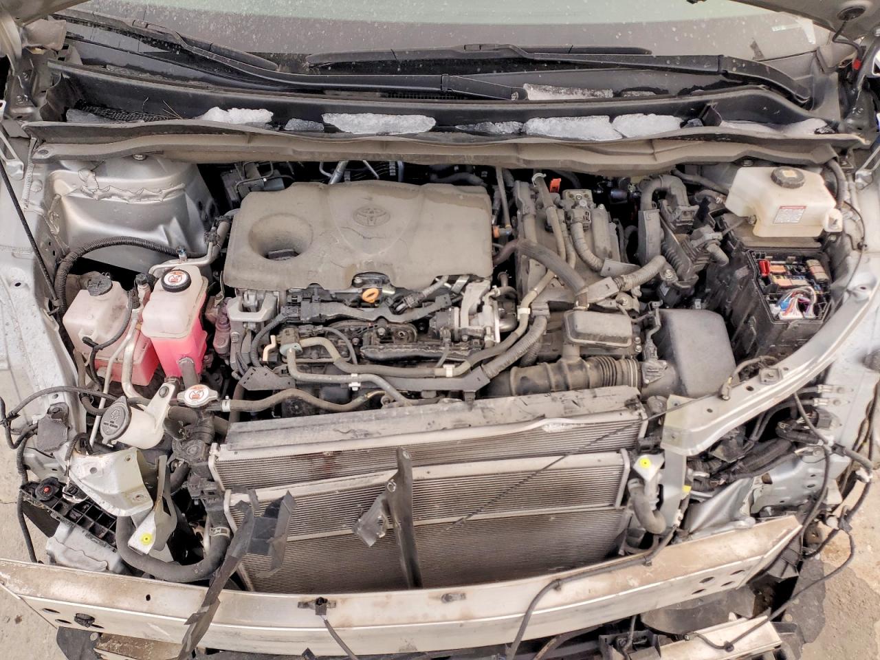 2021 TOYOTA SIENNA XLE photo 23