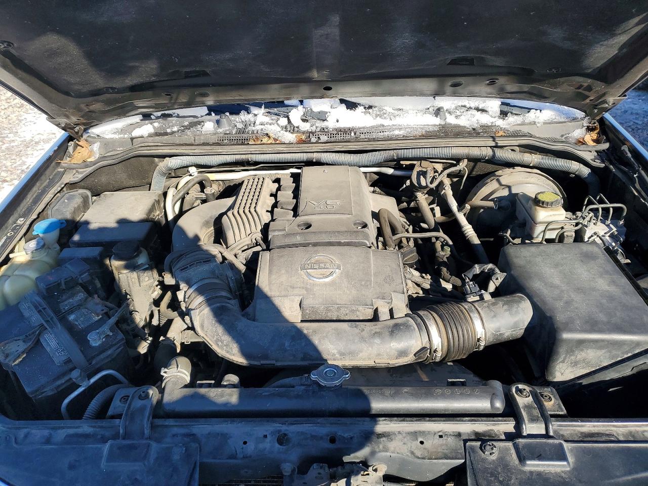 2011 NISSAN PATHFINDER S photo 12