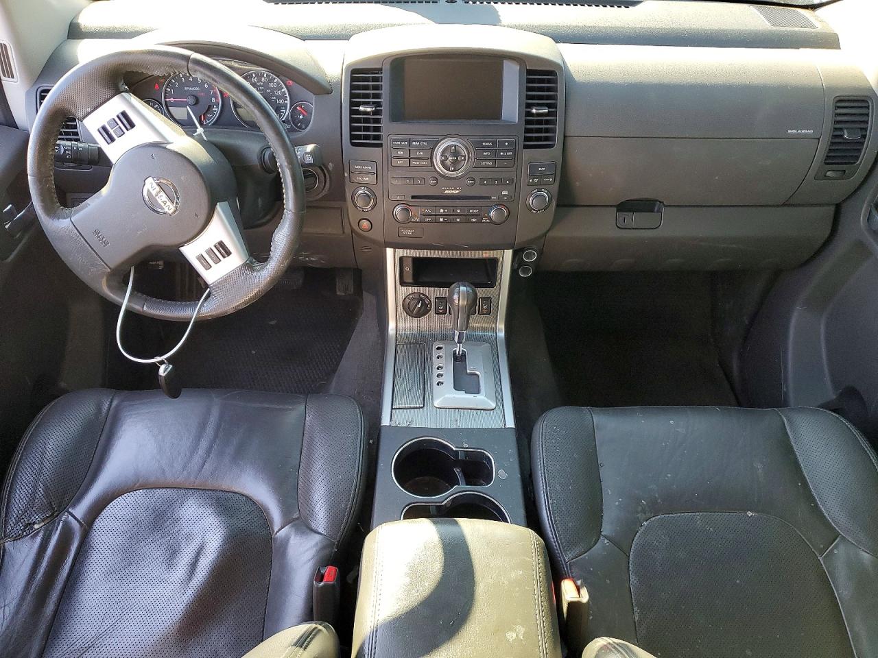 2011 NISSAN PATHFINDER S photo 8