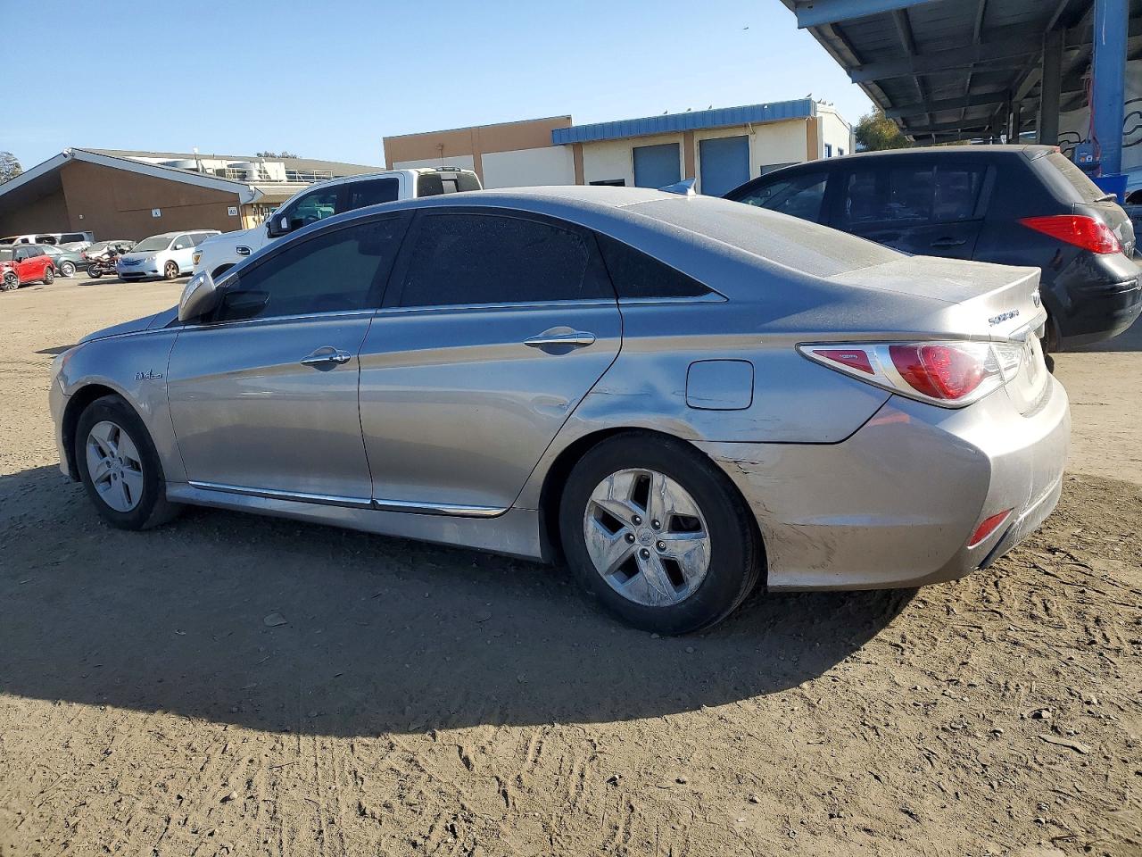 2012 HYUNDAI SONATA HYBRID photo 4