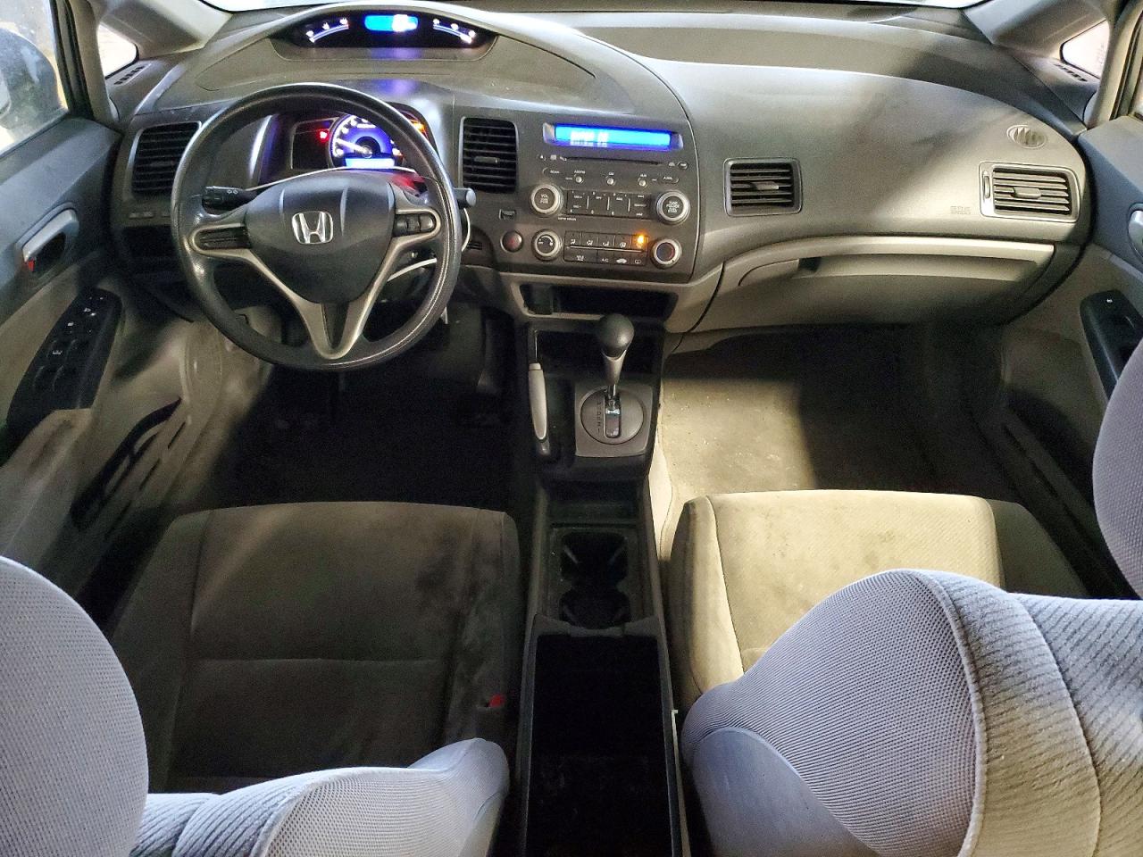 2011 HONDA CIVIC LX photo 8