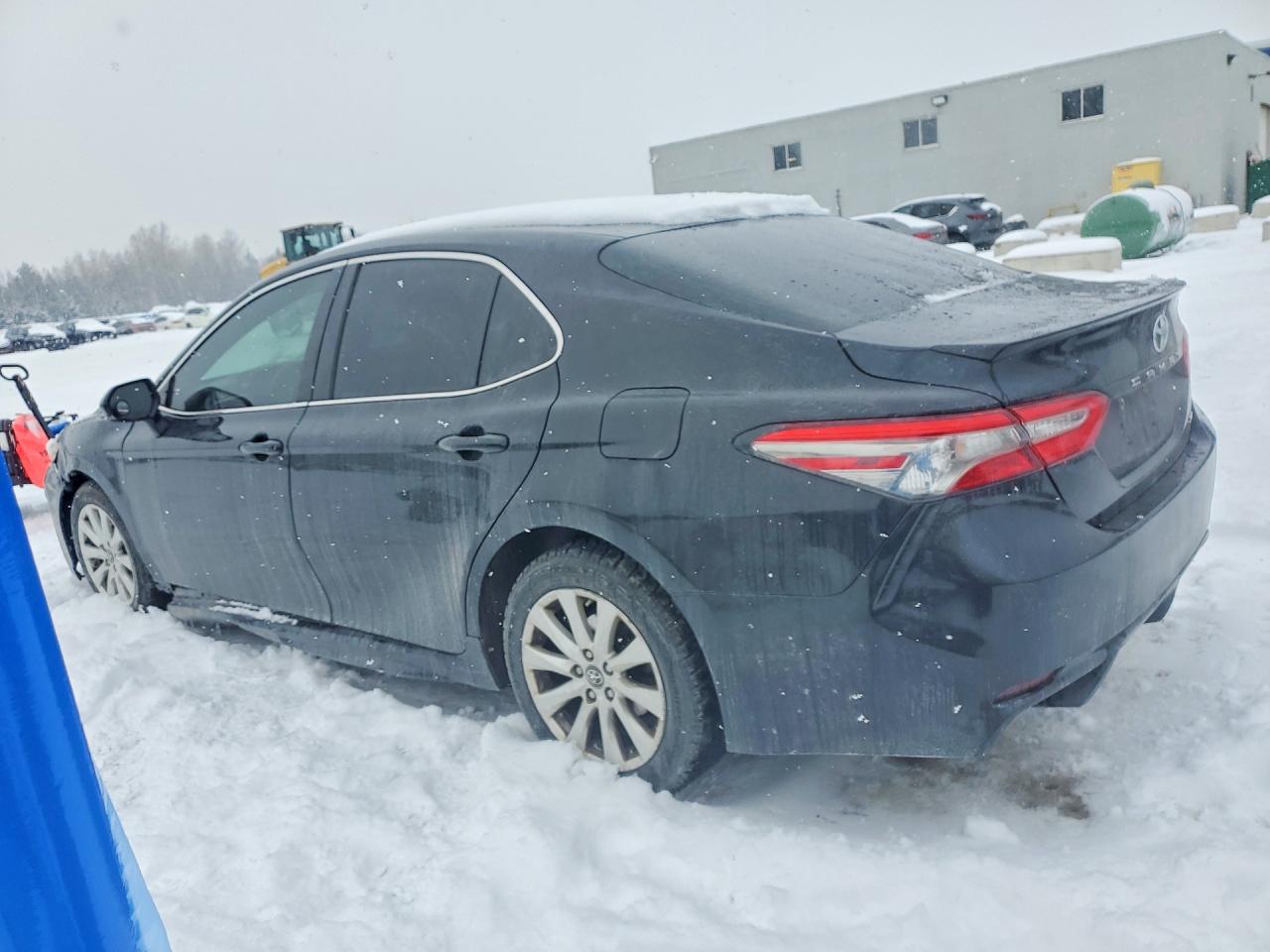 2018 TOYOTA CAMRY L photo 4