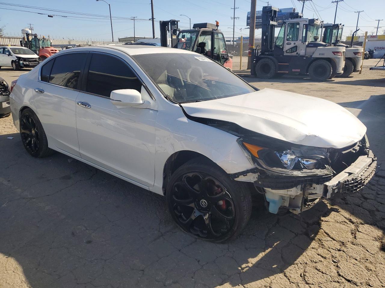 2017 HONDA ACCORD EXL photo 4