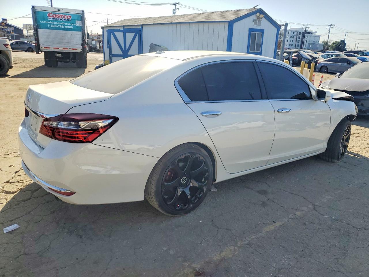 2017 HONDA ACCORD EXL photo 3