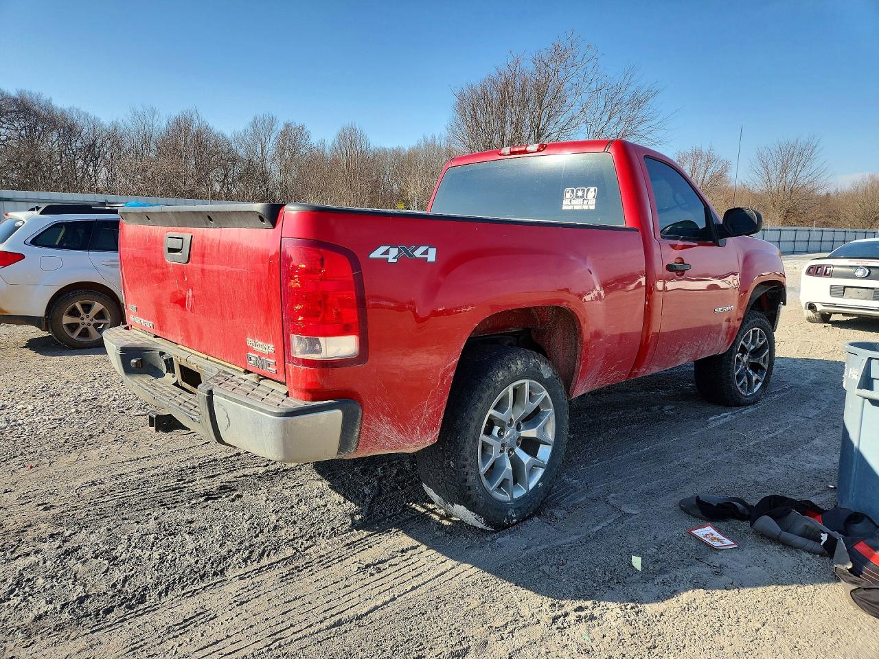 2011 GMC SIERRA K1500 photo 3