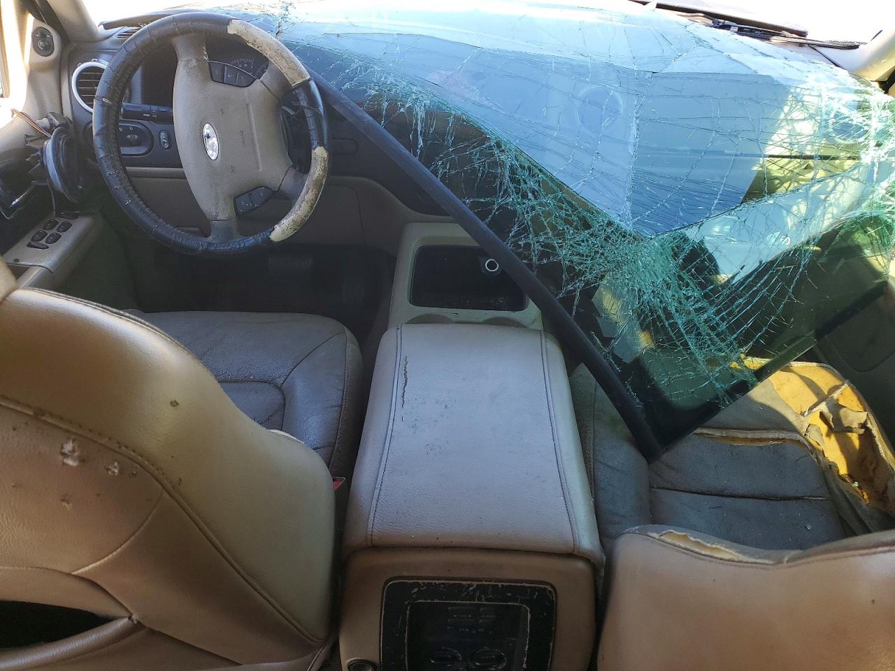 2004 FORD EXPEDITION XLT photo 22