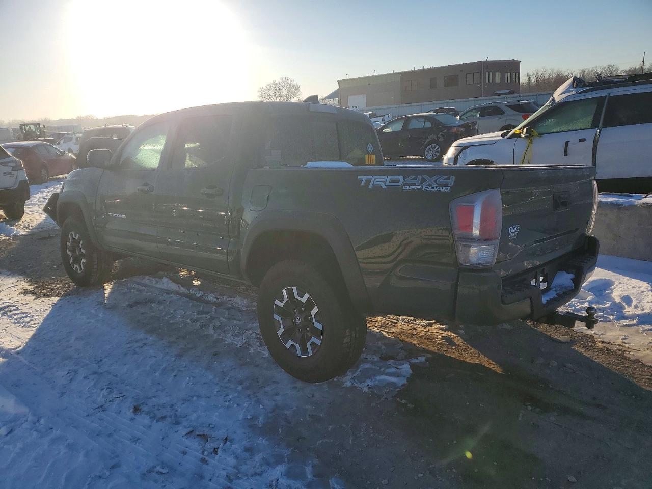 2021 TOYOTA TACOMA TRD OFF-ROAD photo 2