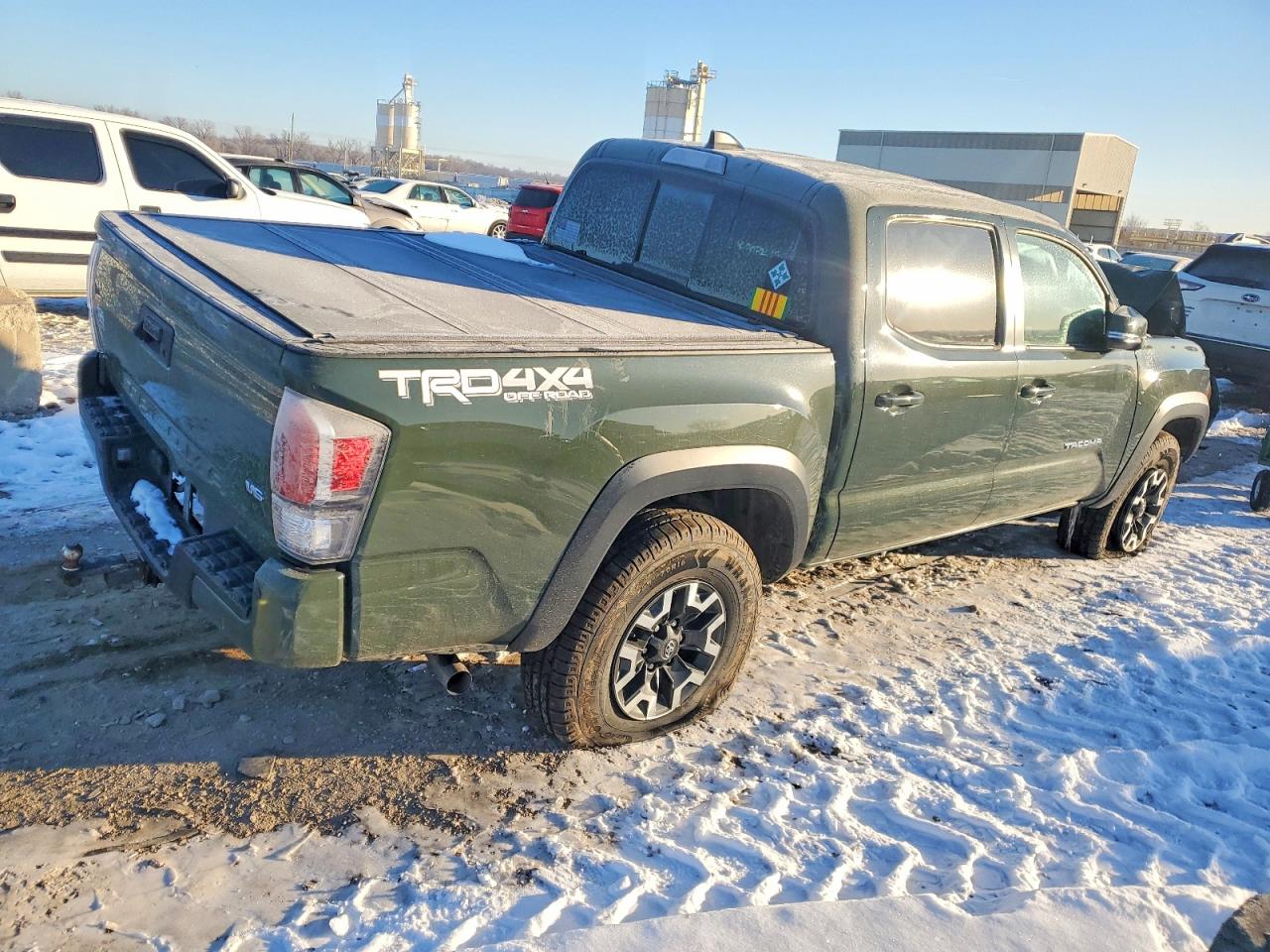 2021 TOYOTA TACOMA TRD OFF-ROAD photo 3