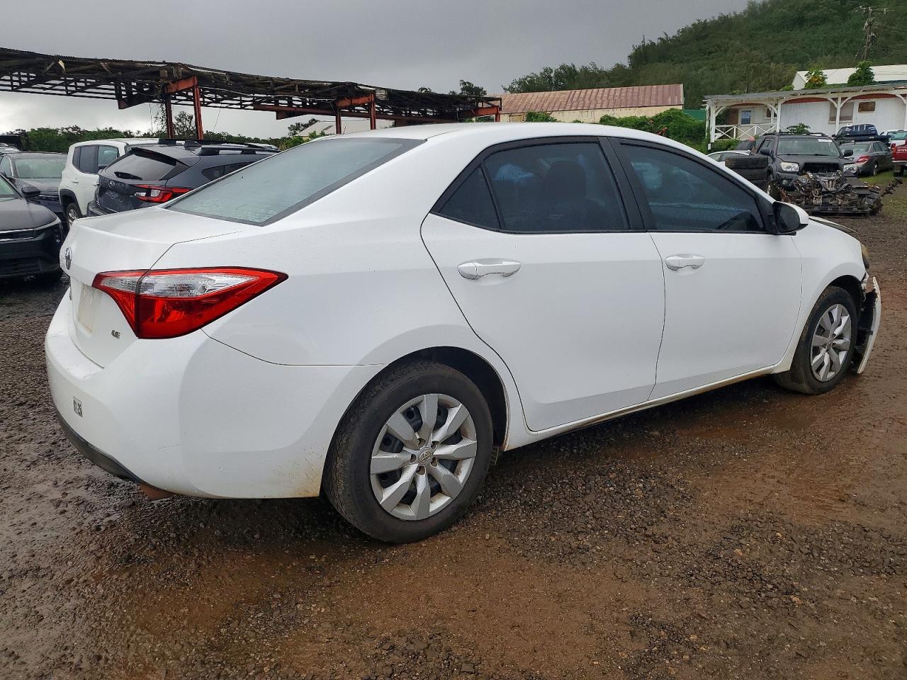 2015 TOYOTA COROLLA L photo 3